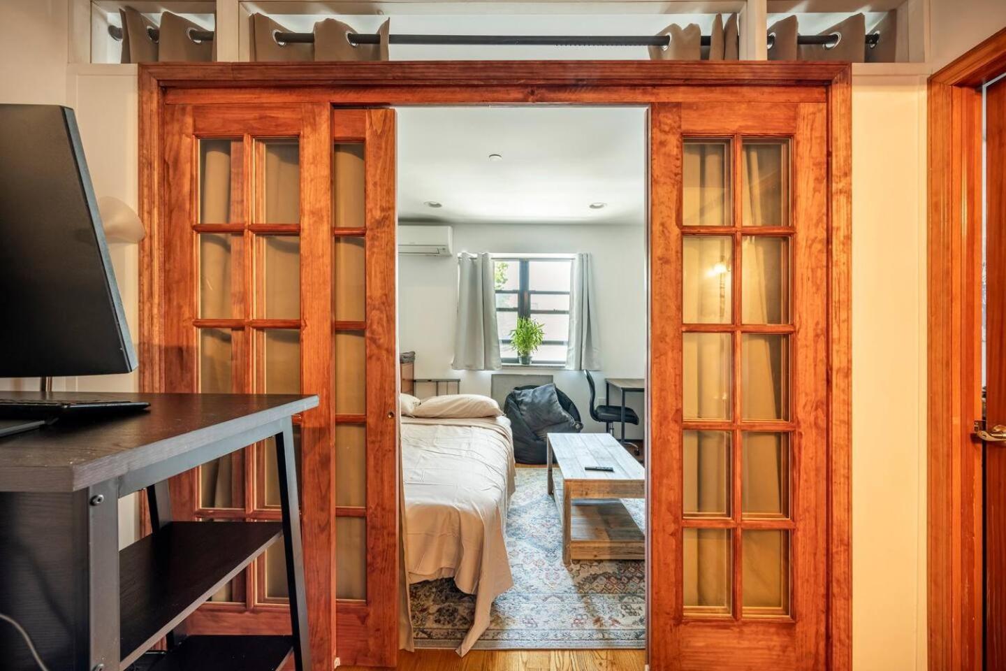 Location In Queens, Everything Is Near By Accommodatie bij particulieren New York